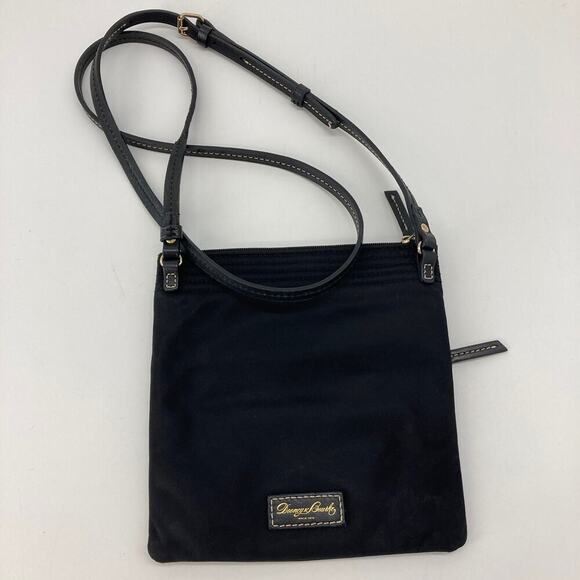 Dooney & Bourke small black crossbody - Picture 3 of 5